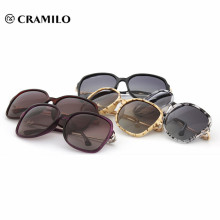 China Großhandel Mode Metall Dekoration Designer Sonnenbrillen aaa online